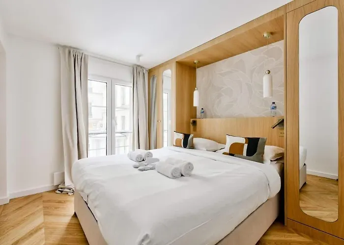 Design Face Au Musee Grevin * París